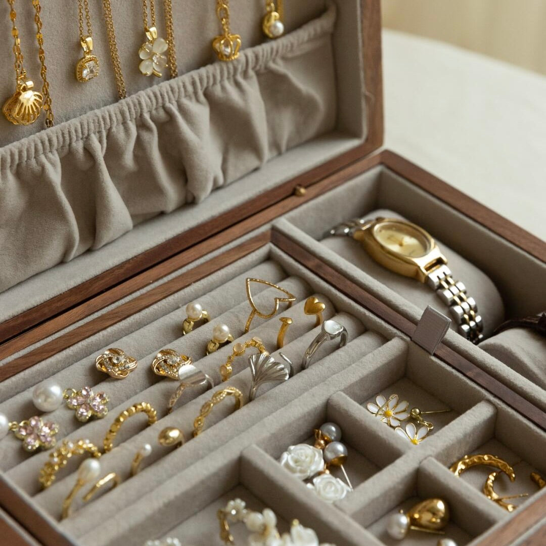 Luxury Walnut Brass Jewelry Box - Anti Tangle Design - Custom Engraving Available for personalized gift